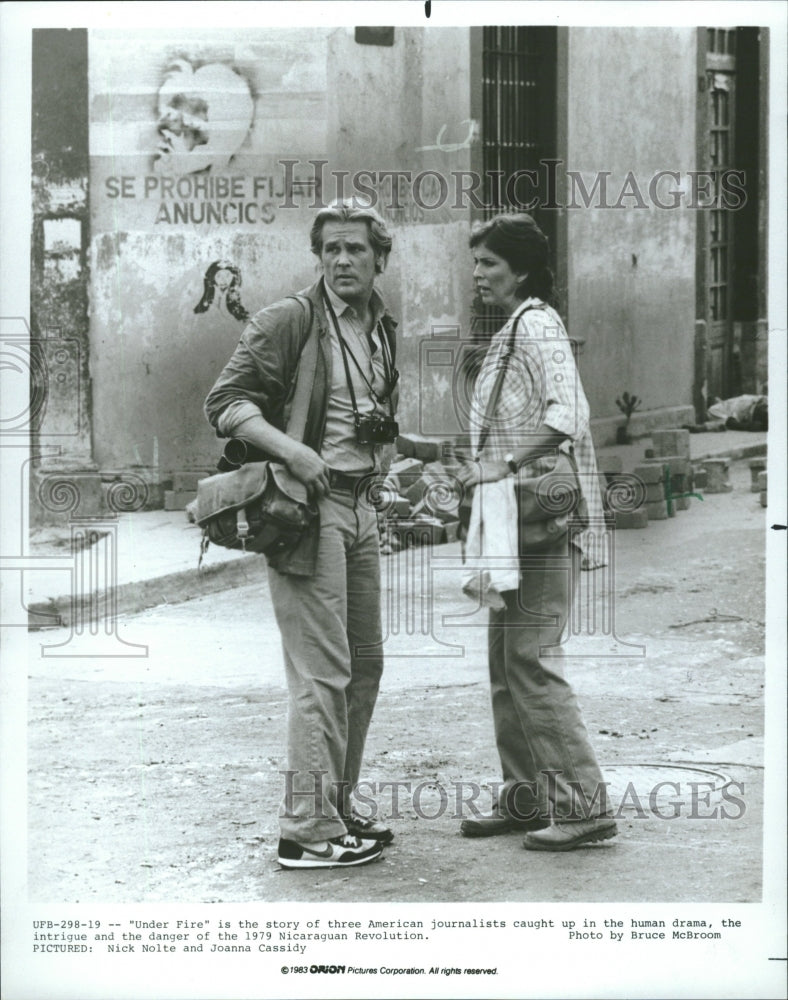 1983 Nick Nolte Joanna Cassidy Under Fire - Historic Images