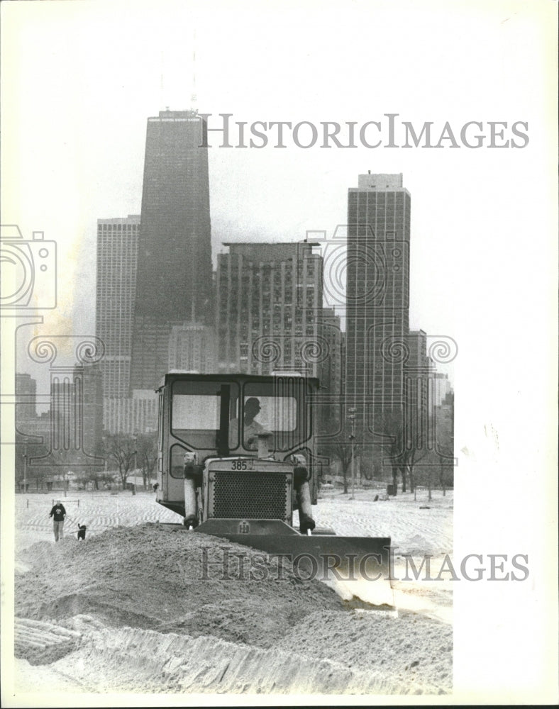 1984 Park District Bulldozer Lakefront - Historic Images