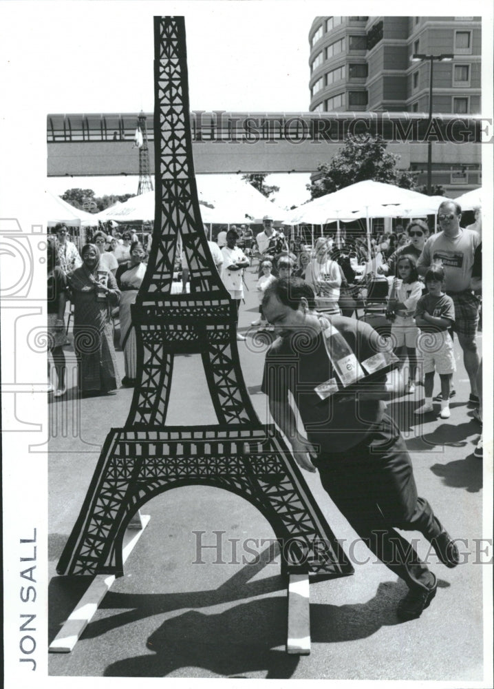 1993 Hotel Sofitel Bastille Day Festivities - Historic Images