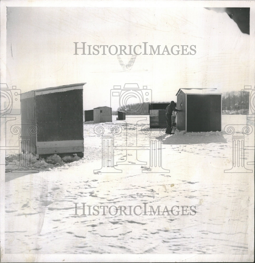 1954 Shanties Houses Ice Fisherman Campers - Historic Images