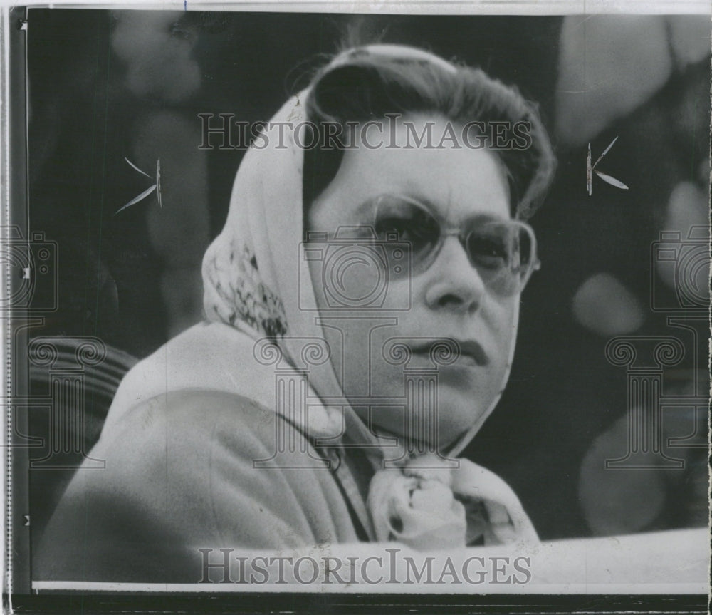 1958 Queen Elizabeth constitutional monarch - Historic Images