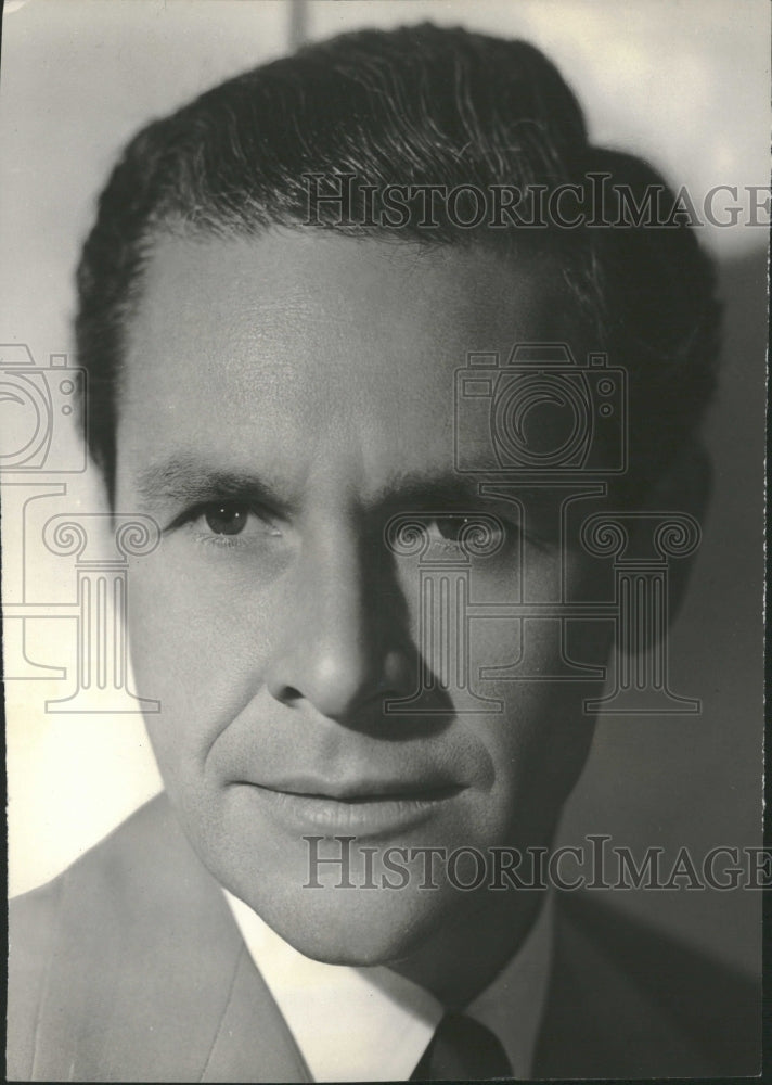 1947 Frank Ross Producer picture profile - Historic Images