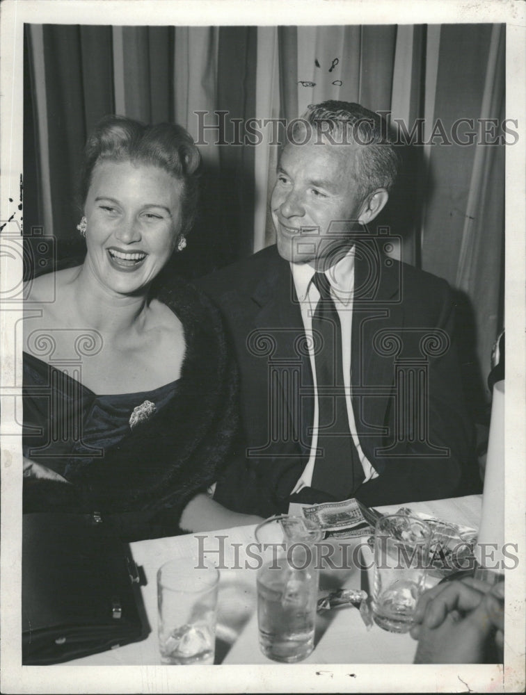 1959 Joan Frank Ross husband split father - Historic Images