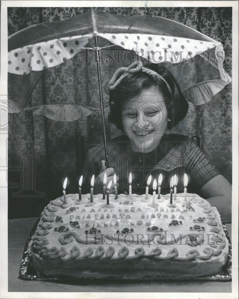 1970 Birthday Cake Western Cultures - Historic Images