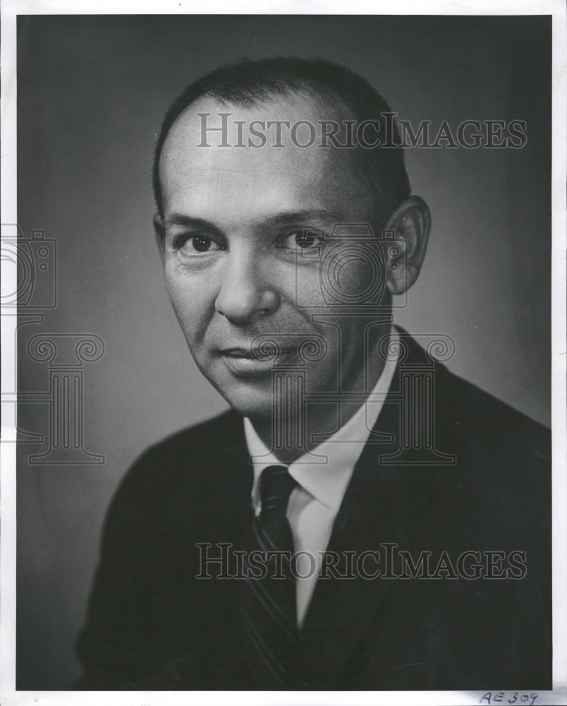 1962 Malcolm D Ross Balloonist Michigan Man - Historic Images