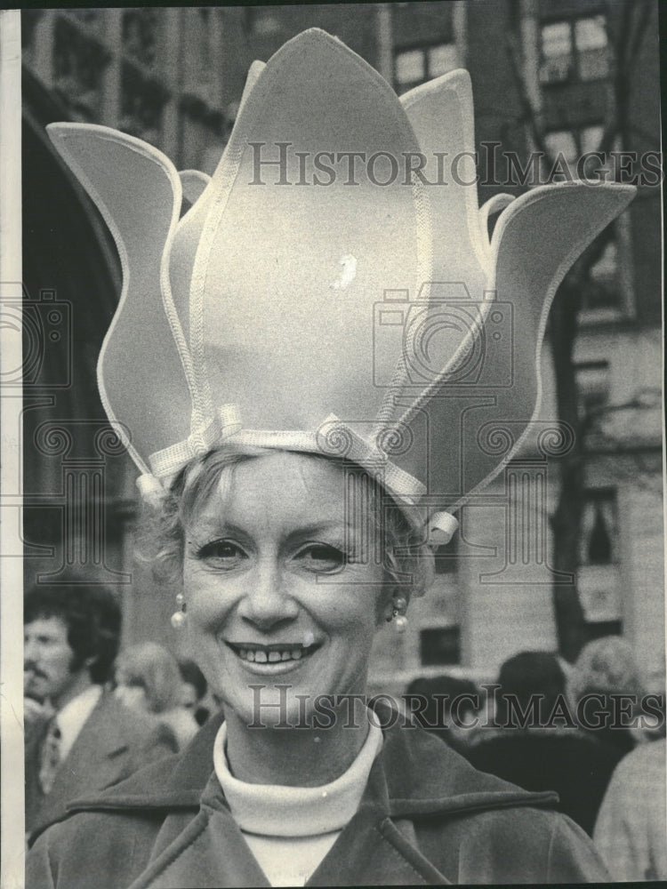 1972 Easter Central Feast Christian Liturgy - Historic Images