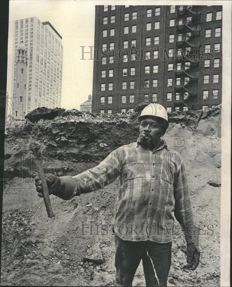 1970 Human Bone Excavation Gold Coast Lot - Historic Images