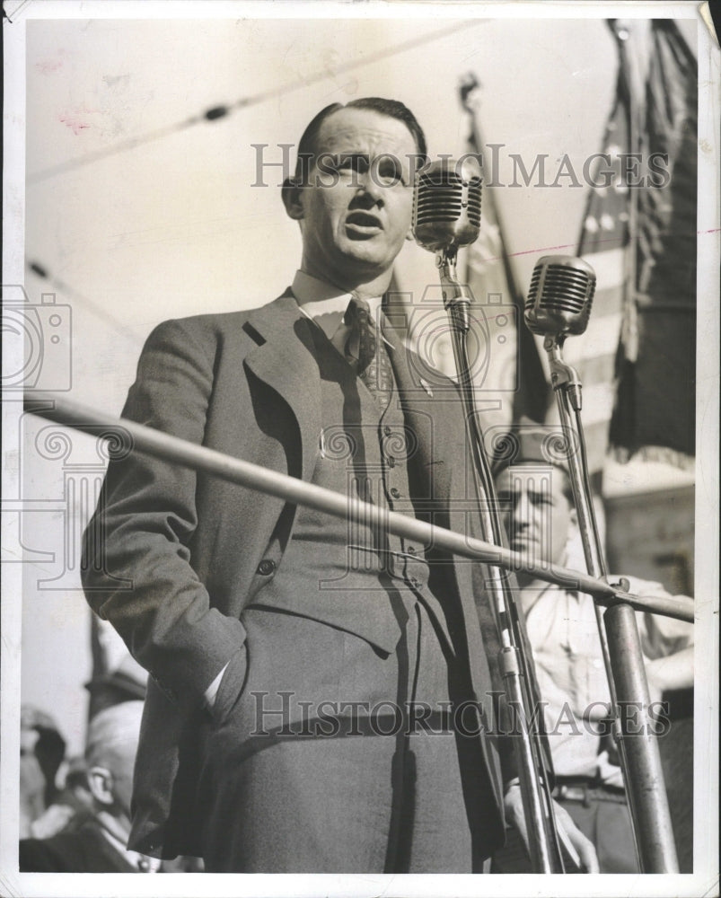 1941 Richard Leonard UAW Director - Historic Images