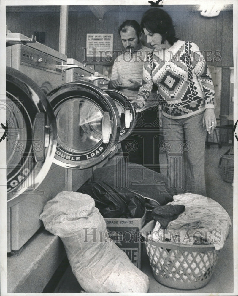 1972 Dennis Bennett Laundromats Detroit - Historic Images