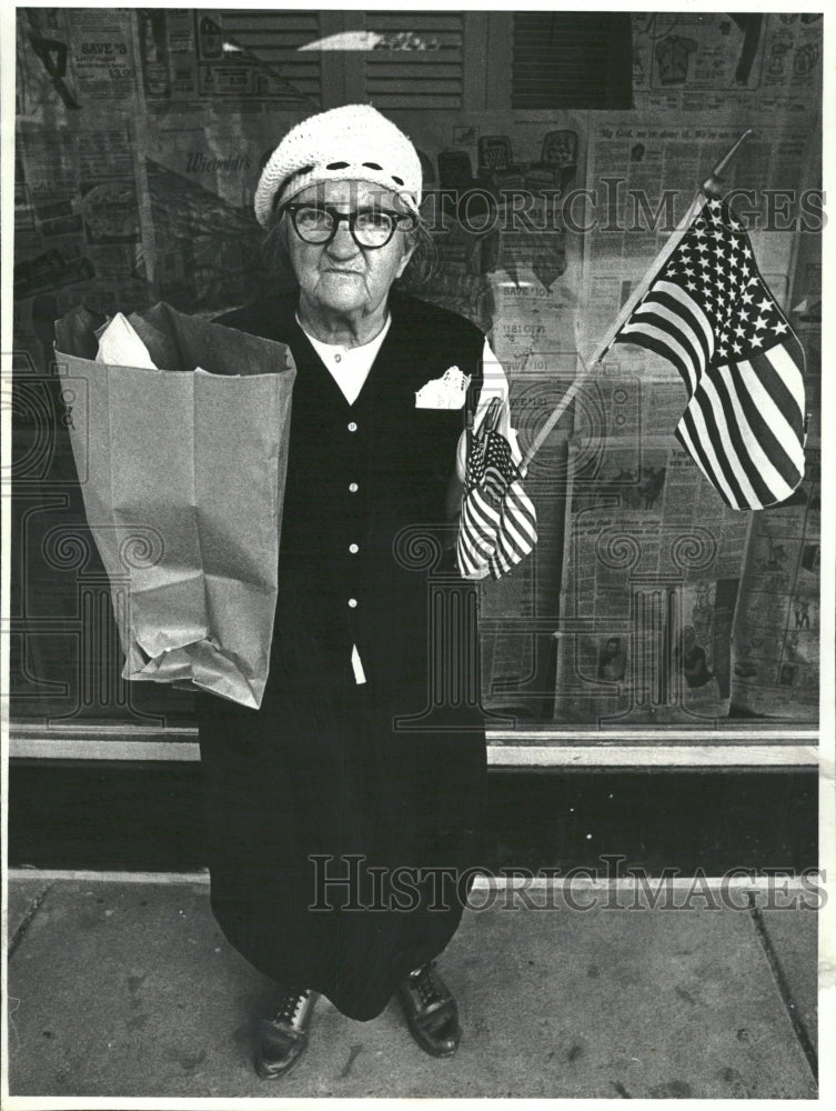 1980 Anna Kierczynski Visits Family Graves - Historic Images