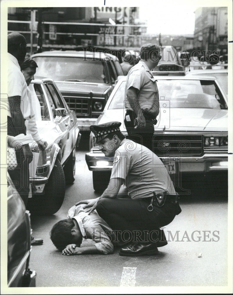 1986 Nin Kang Pedestrian Taxi Accident - Historic Images