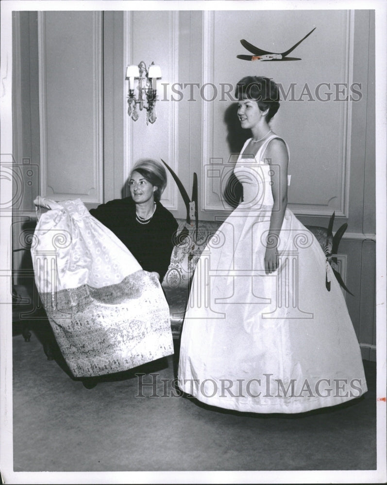 1962 Cinderella Queen Joyce Honganen Queen - Historic Images