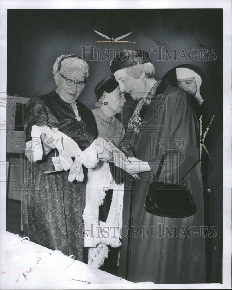 1963 Senior Citizens Club Exhibit Mt Carmel - Historic Images