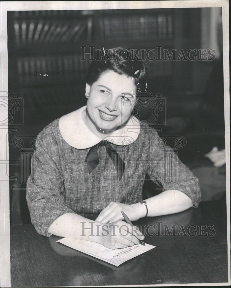 1958 Lora Schneider Theo Levine - Historic Images