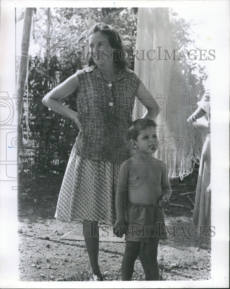 1964 Alfredo Lima Alfonso and his wife - Historic Images