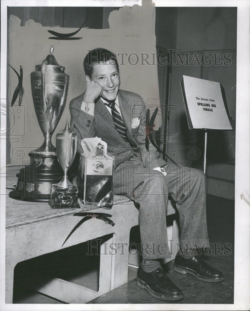 1958 LAWRIE MACMILLAN SPELLING CHAMP - Historic Images