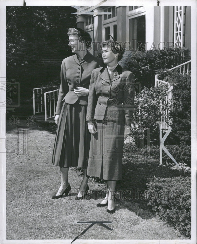 1954 Mrs. James McMillan Mrs John W. Ford - Historic Images