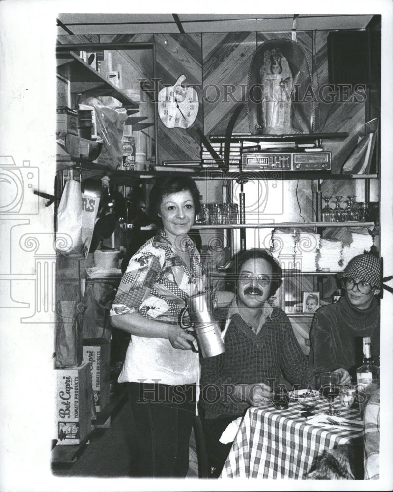1978 Restaurants Nethi Stalin Kitchen Food - Historic Images