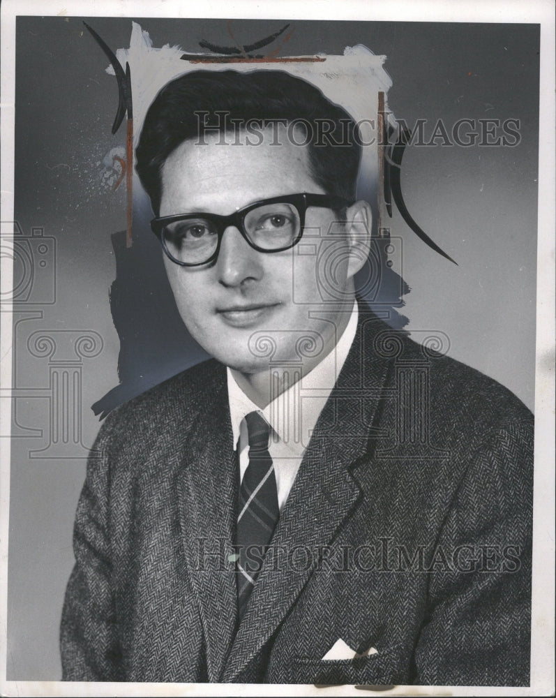 1971 Profile picture Ted Douglas Reporter - Historic Images