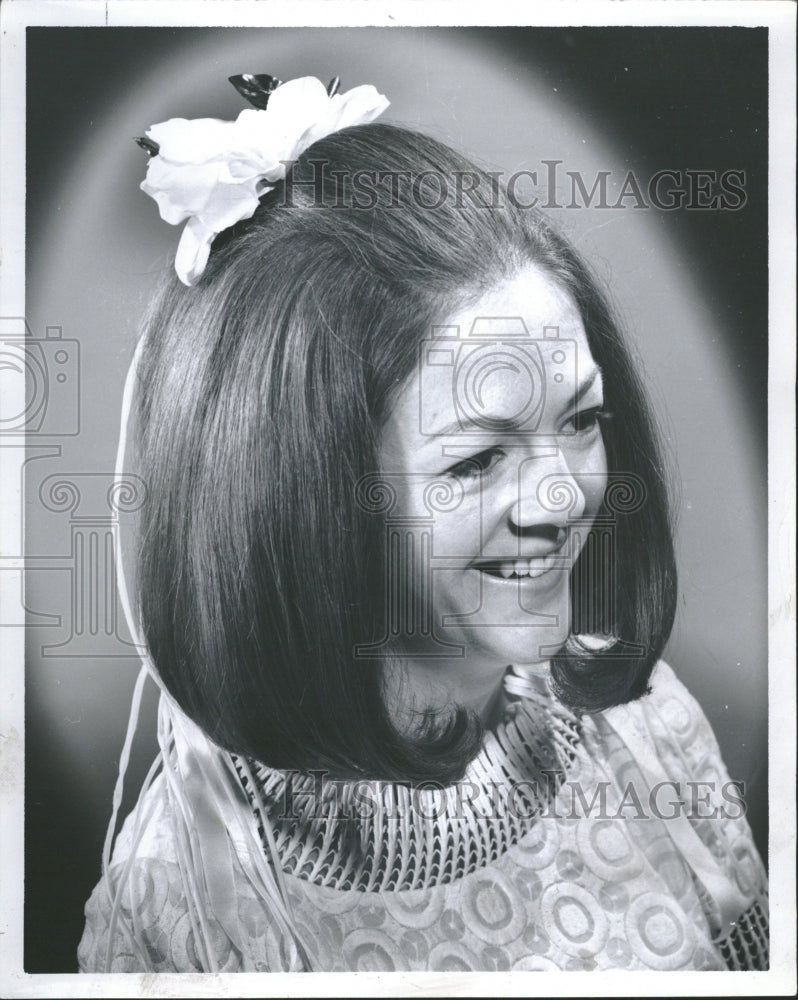 1969 Linda anna Quinet News Writer Detroit - Historic Images