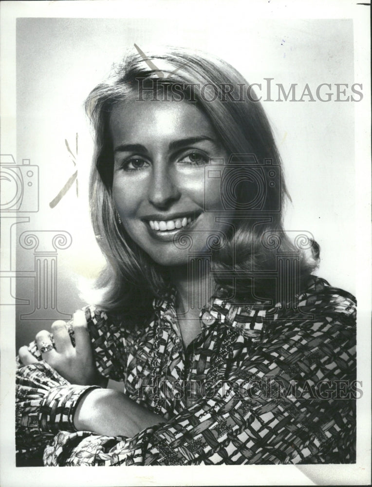 1973 Sally Quin News Women - Historic Images