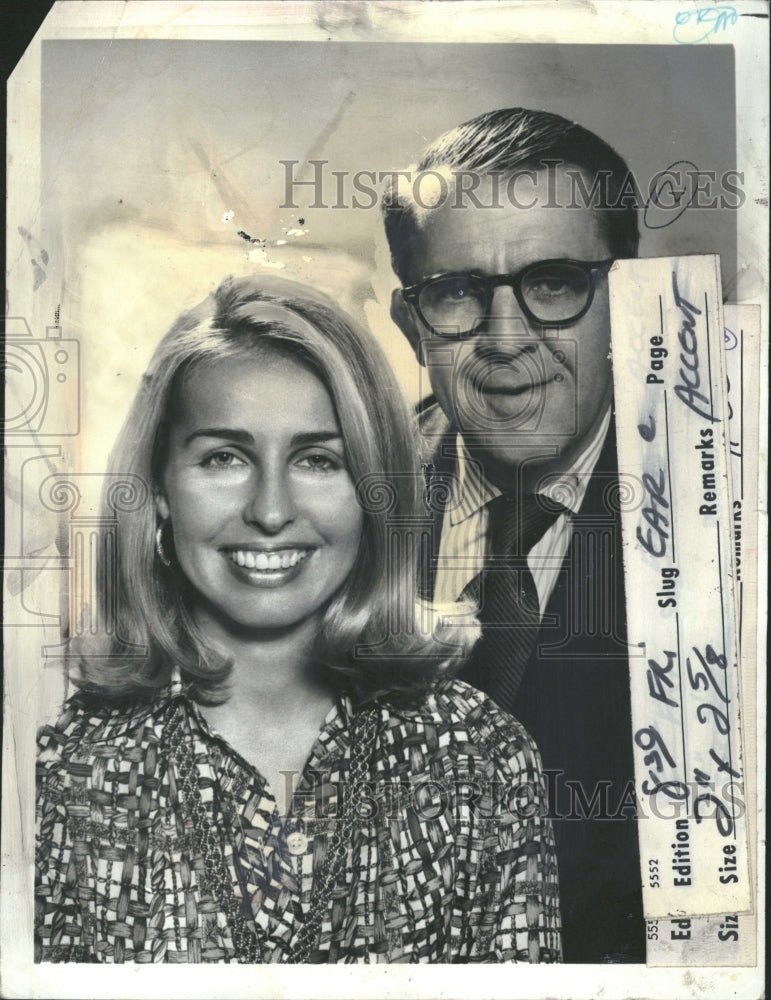 1975 Sally Quinn CBS Morning News Hughes - Historic Images