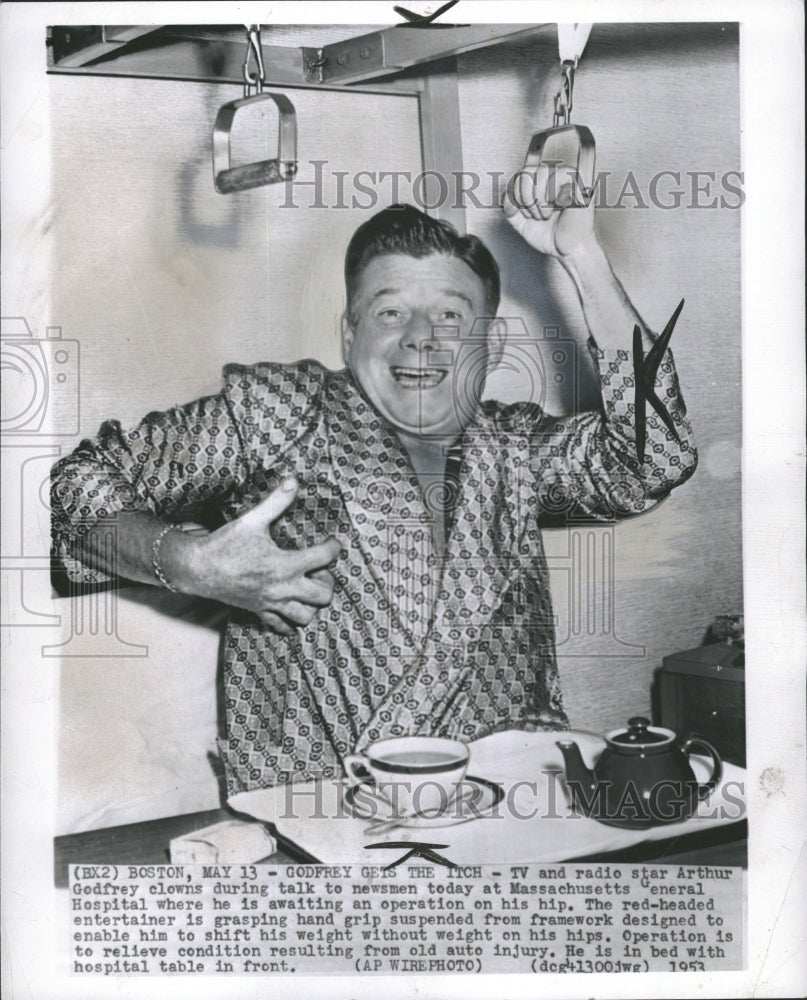 1953 Tv Radio Star Arthur Godfrey Clowns - Historic Images