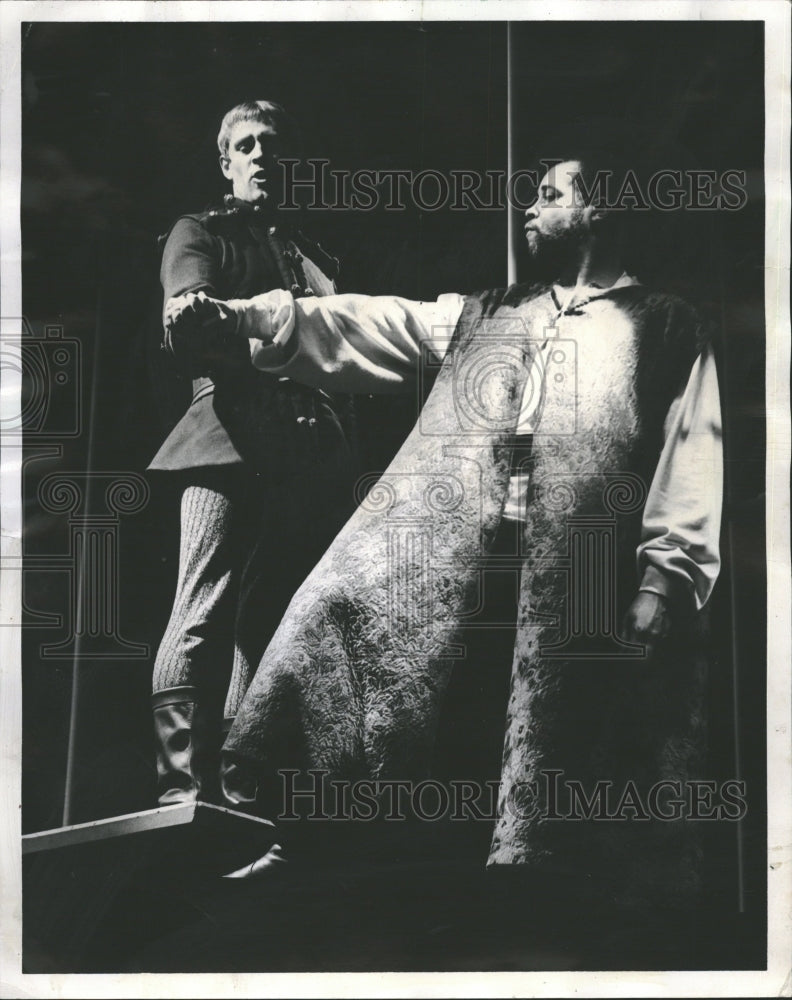 1968 Press Photo James Earl Jones Len Carious - Historic Images