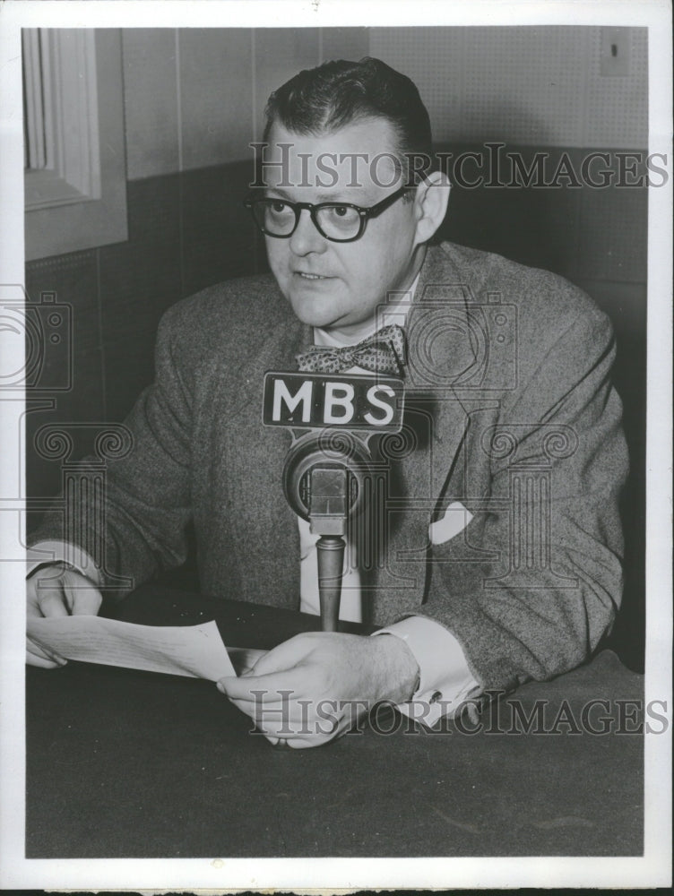 1954 Robert F Hurleigh Commentator - Historic Images