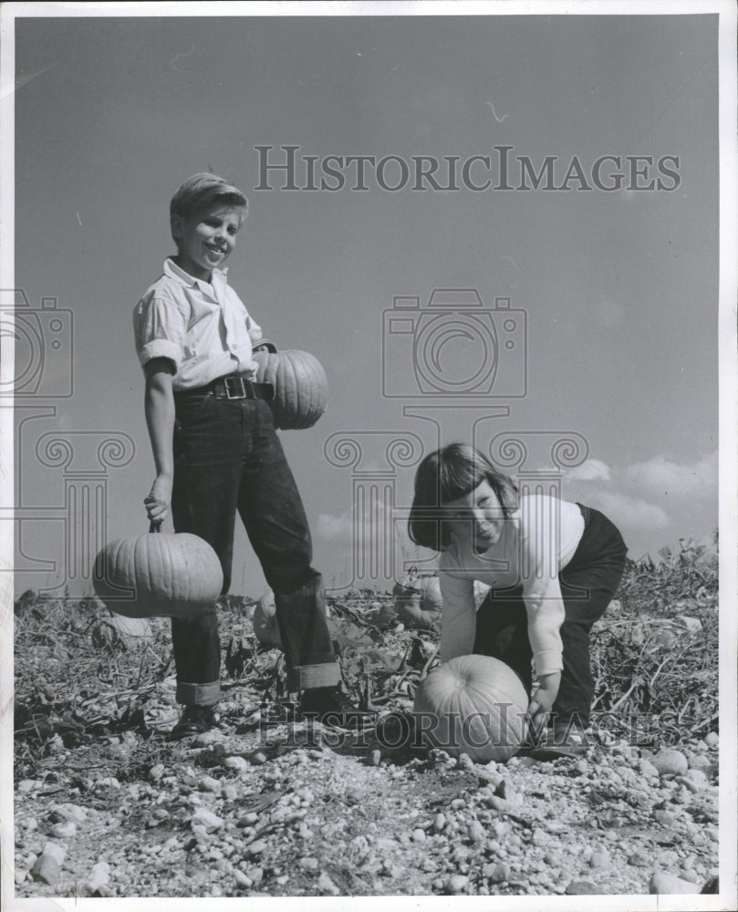  Children s Vegetable Agricultural Field - Historic Images