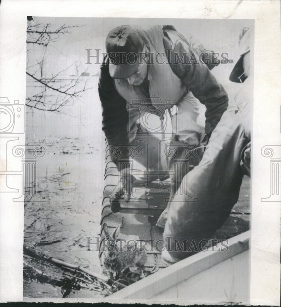 1965 Illinois Conservation Department Agent - Historic Images