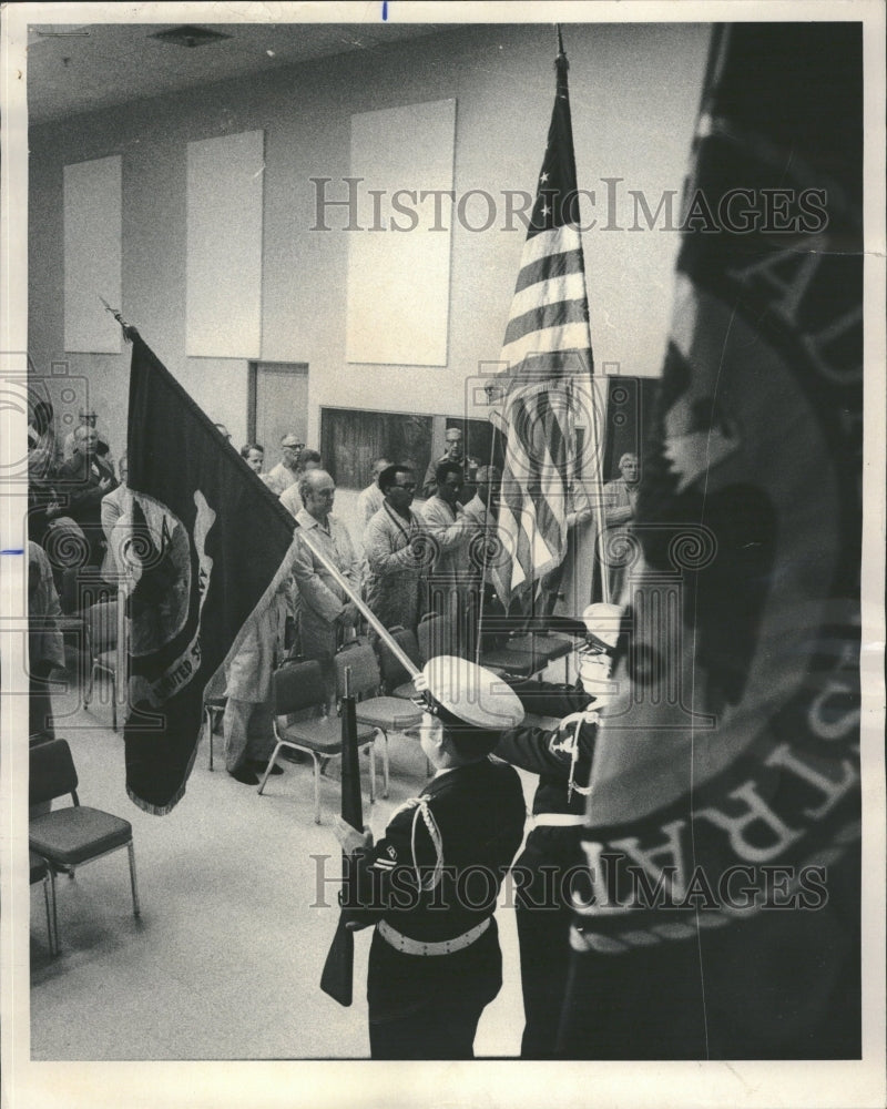 1976 Veterans Day Ceremony Lakeside - Historic Images