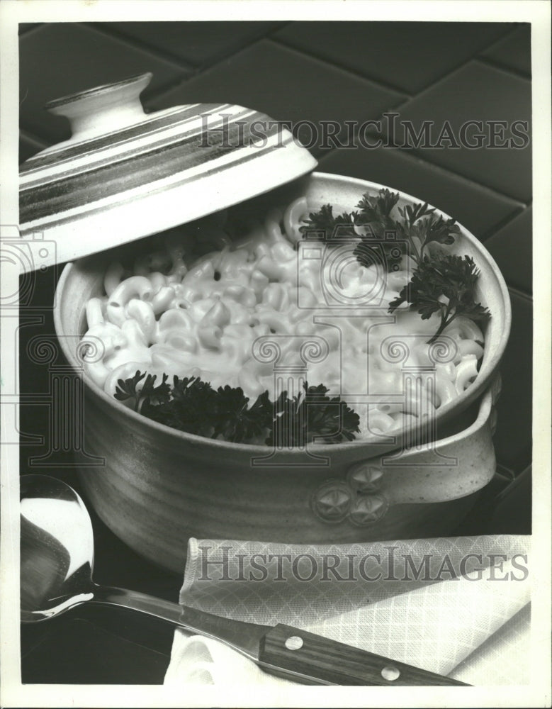 1983 Macaroni and Cheese Not For a Diet - Historic Images