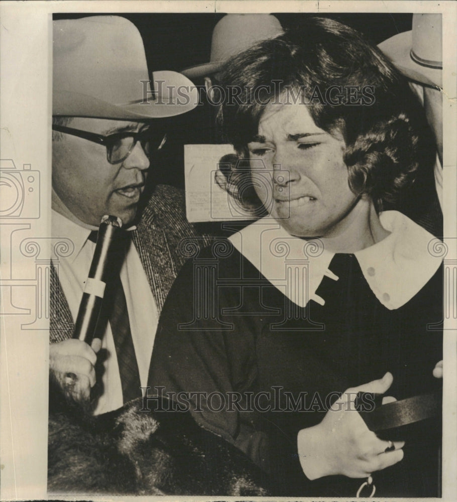 1964 Girl Crying After Stock Show Win - Historic Images