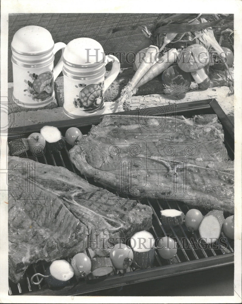 1973 Beef Blade Steak Vegetables Grilling - Historic Images