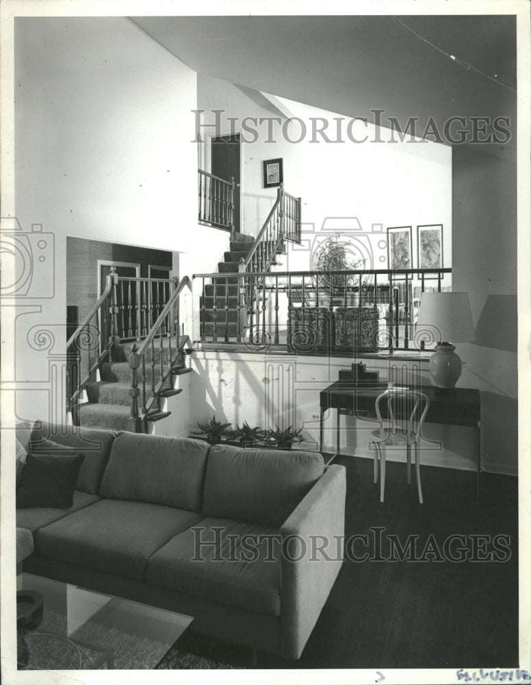 1970 Ballustrade Living Room Libertyville - Historic Images