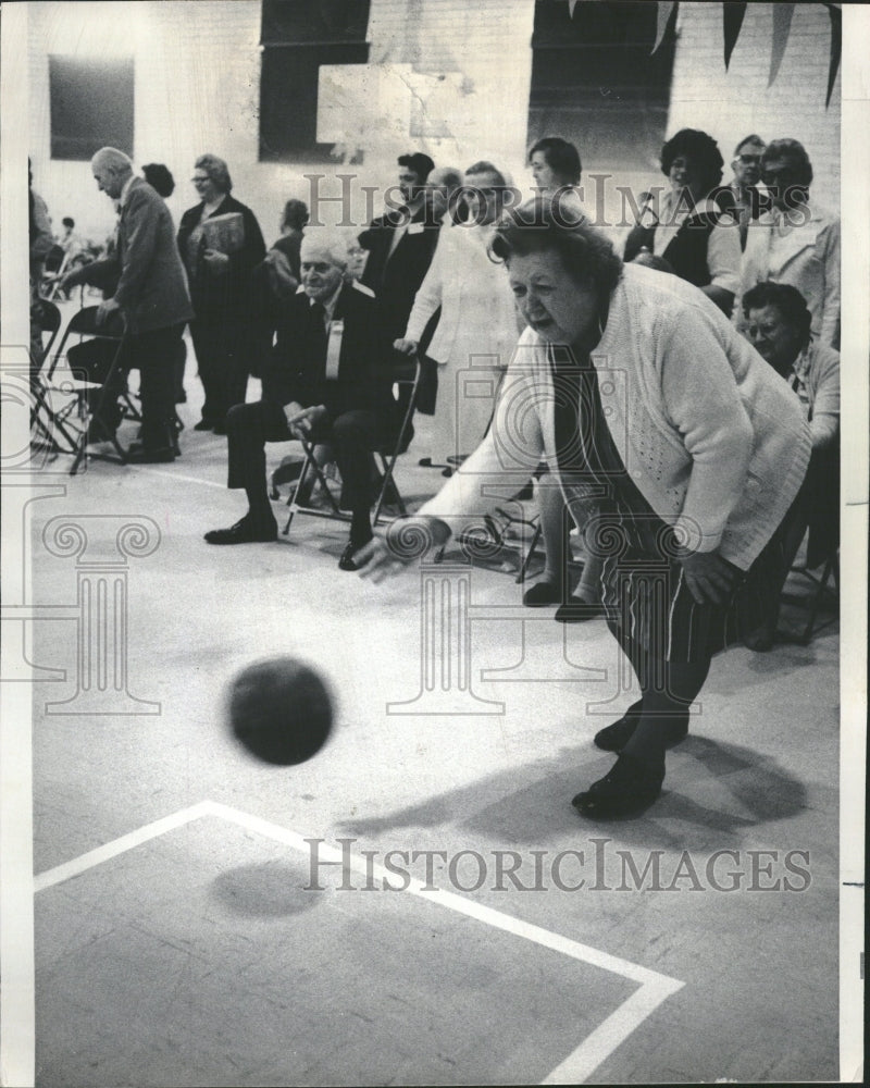 1975 Bowling Archdiocesan Homes Olympics - Historic Images