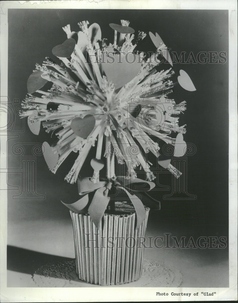 1966 Valentine Party Centerpiece Craft - Historic Images