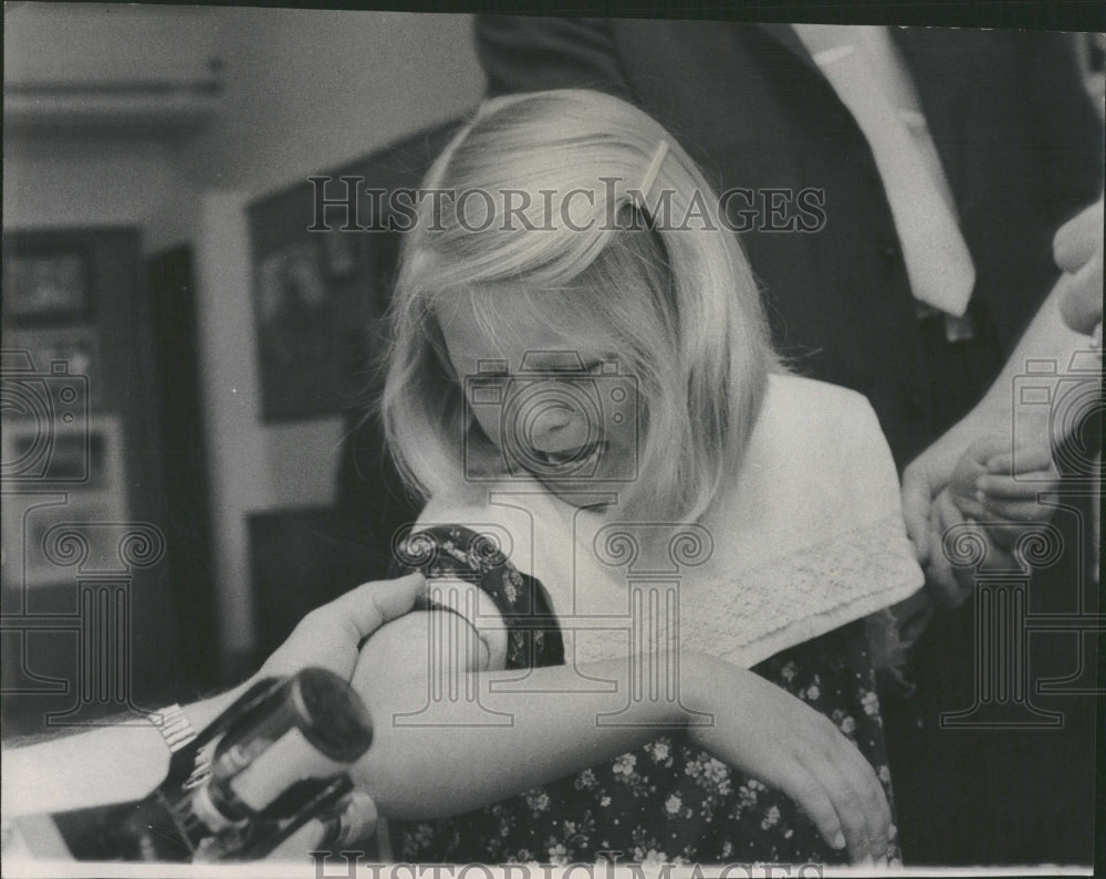 1967 Youngster get measles shot. - Historic Images