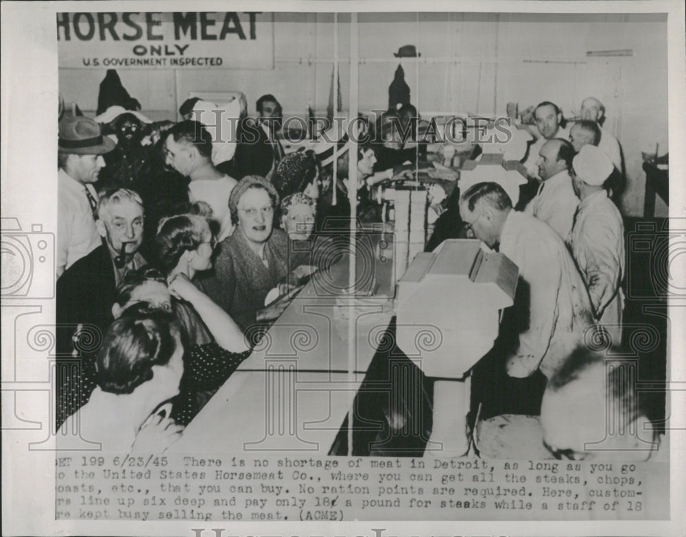 1945 Customers line up at U.S. Horsemeat Co - Historic Images