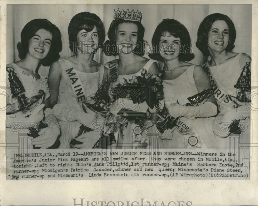 1965 Winners AMerican Junior Miss Pageant - Historic Images