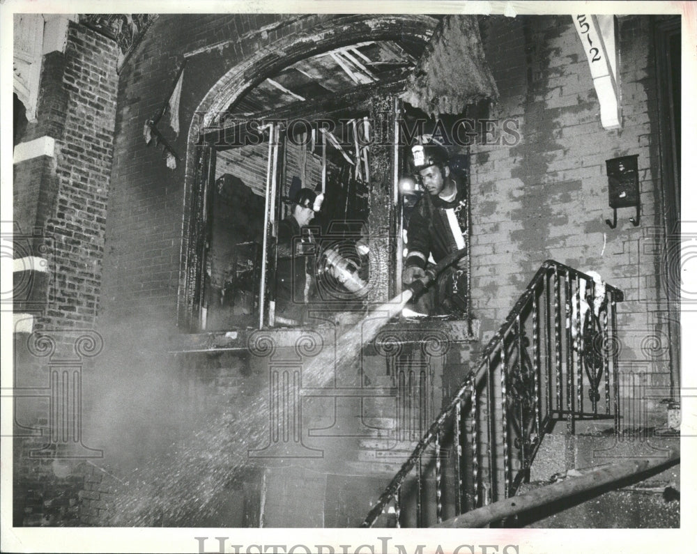 1982 Fire Accident Chicago Residential - Historic Images