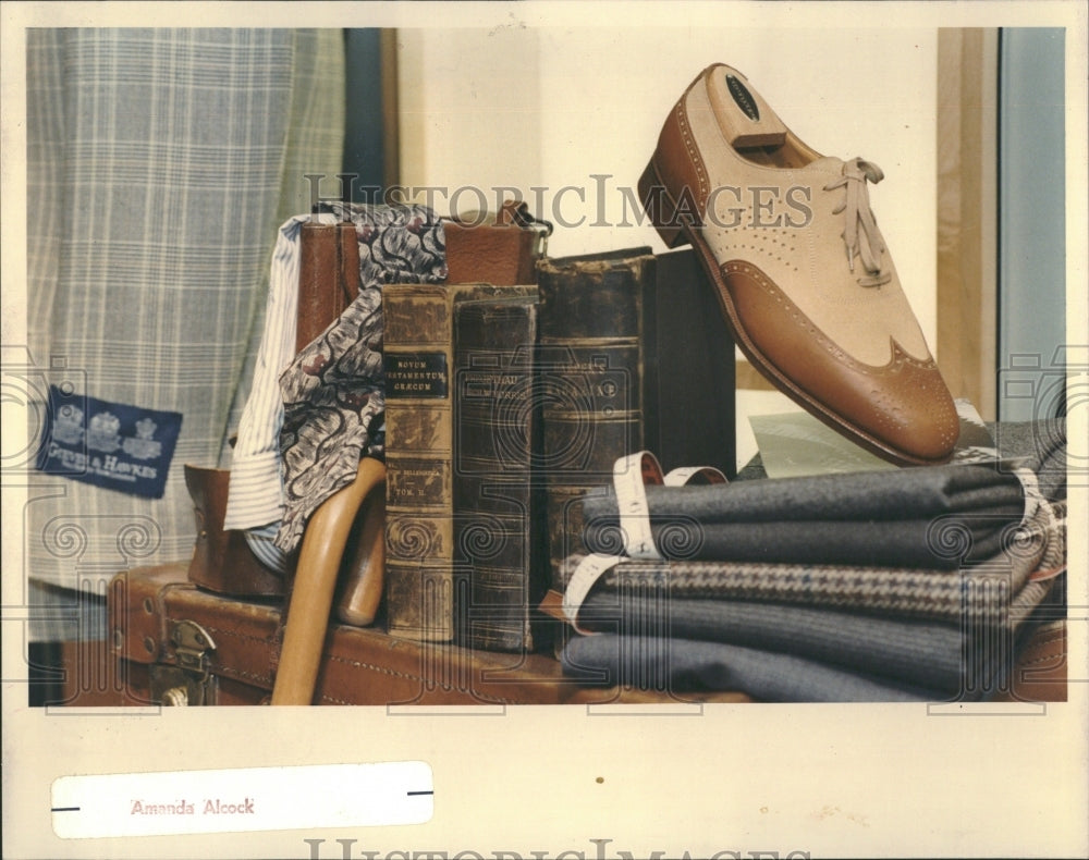 1989 Gloves Hawkes Mens Shoes Display - Historic Images