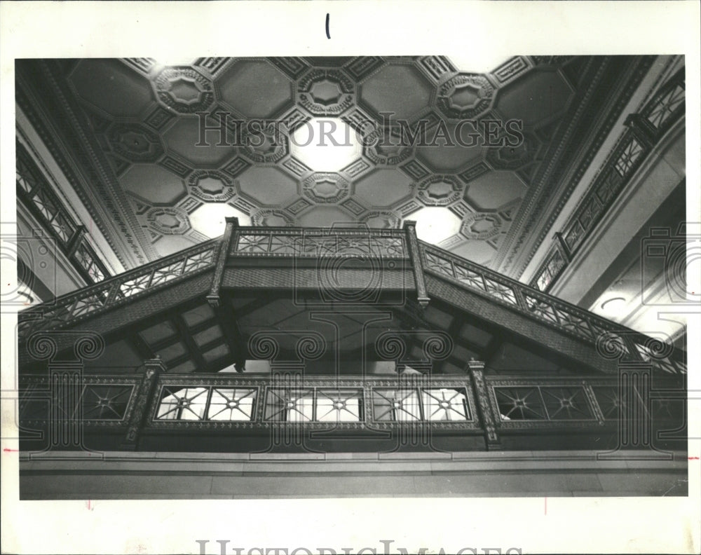 1977 Chicago Public Library bibliophiles - Historic Images