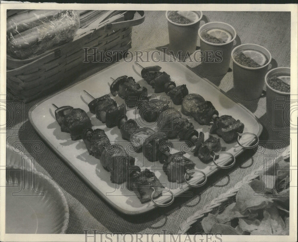 Beef &amp; Vegetable Shish Kabob Dinner Platter - Historic Images