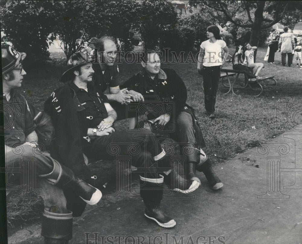 1974 Firemen Memorial Park John Klinger - Historic Images