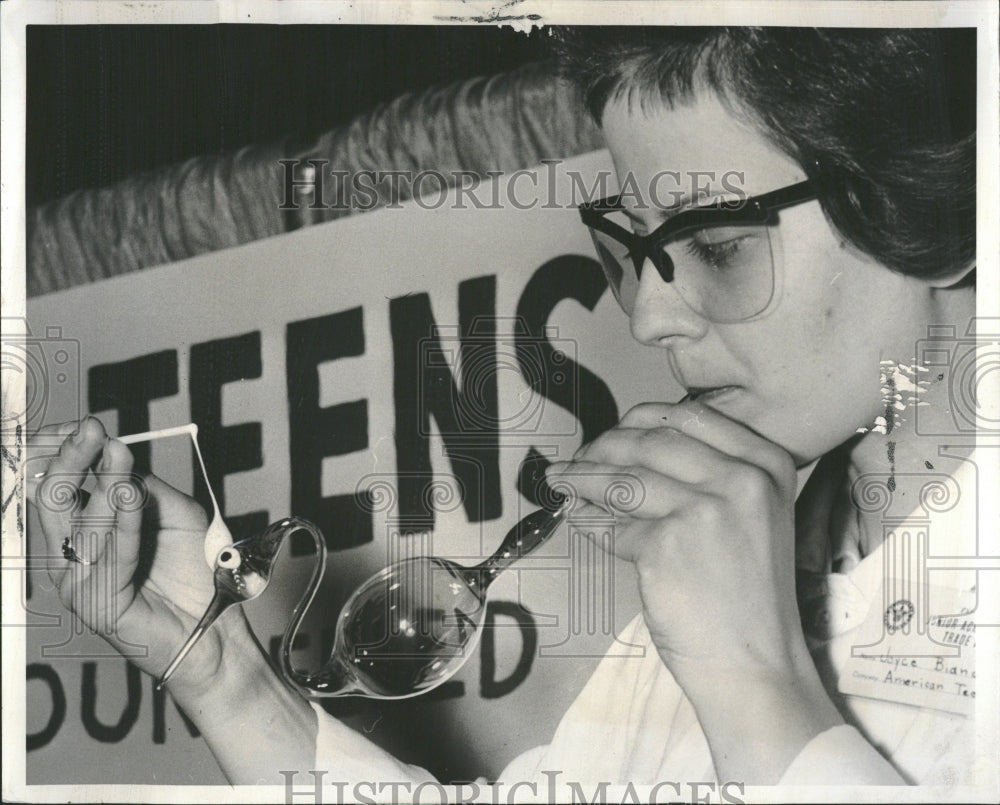 1959 Joyce Bianchi President American Teens - Historic Images