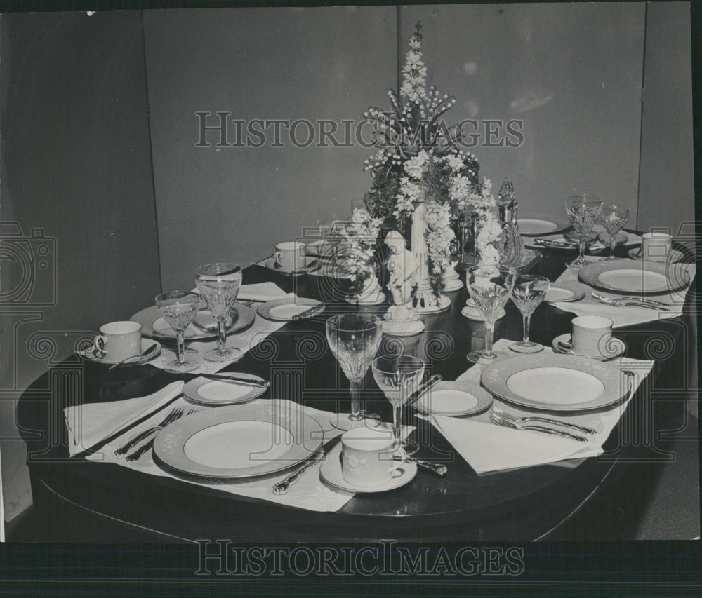 1965 Table Spin Ster Dinner Elegant Paety - Historic Images