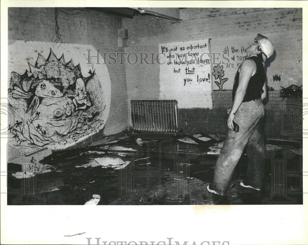 1984 Debris Lyon Township High School Roof - Historic Images