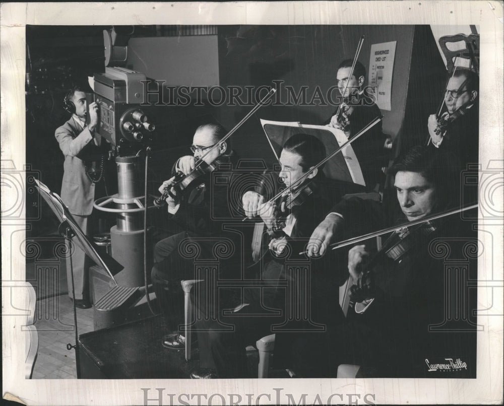 1955 The Violin String Instrument Musicains - Historic Images